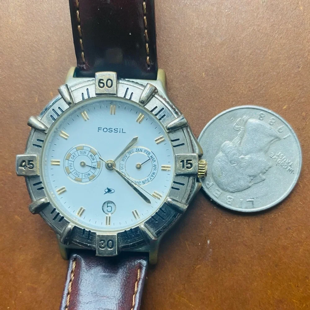 1992 FOSSIL CHRONOGRAPH WATCH BQ-8431
